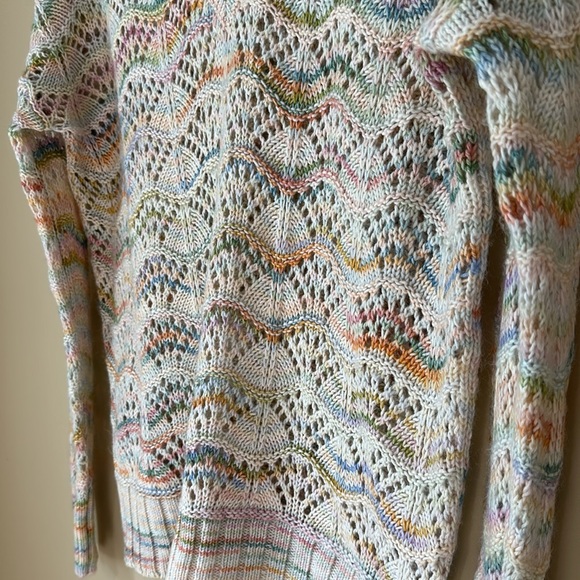 LISA TODD softy sweater - Picture 5 of 5